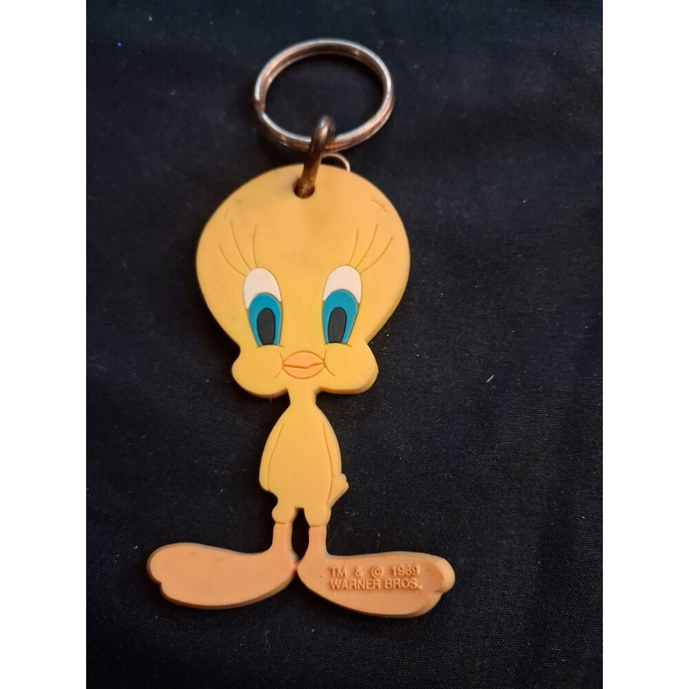 Tweety Bird Warner Bros. Vintage Rubber 1989’s Keychain Gold Tone Ring